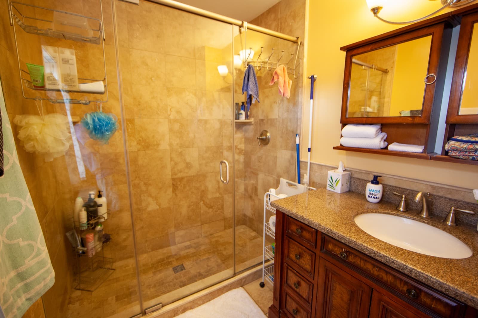 302 Colchester Ave - Image 22