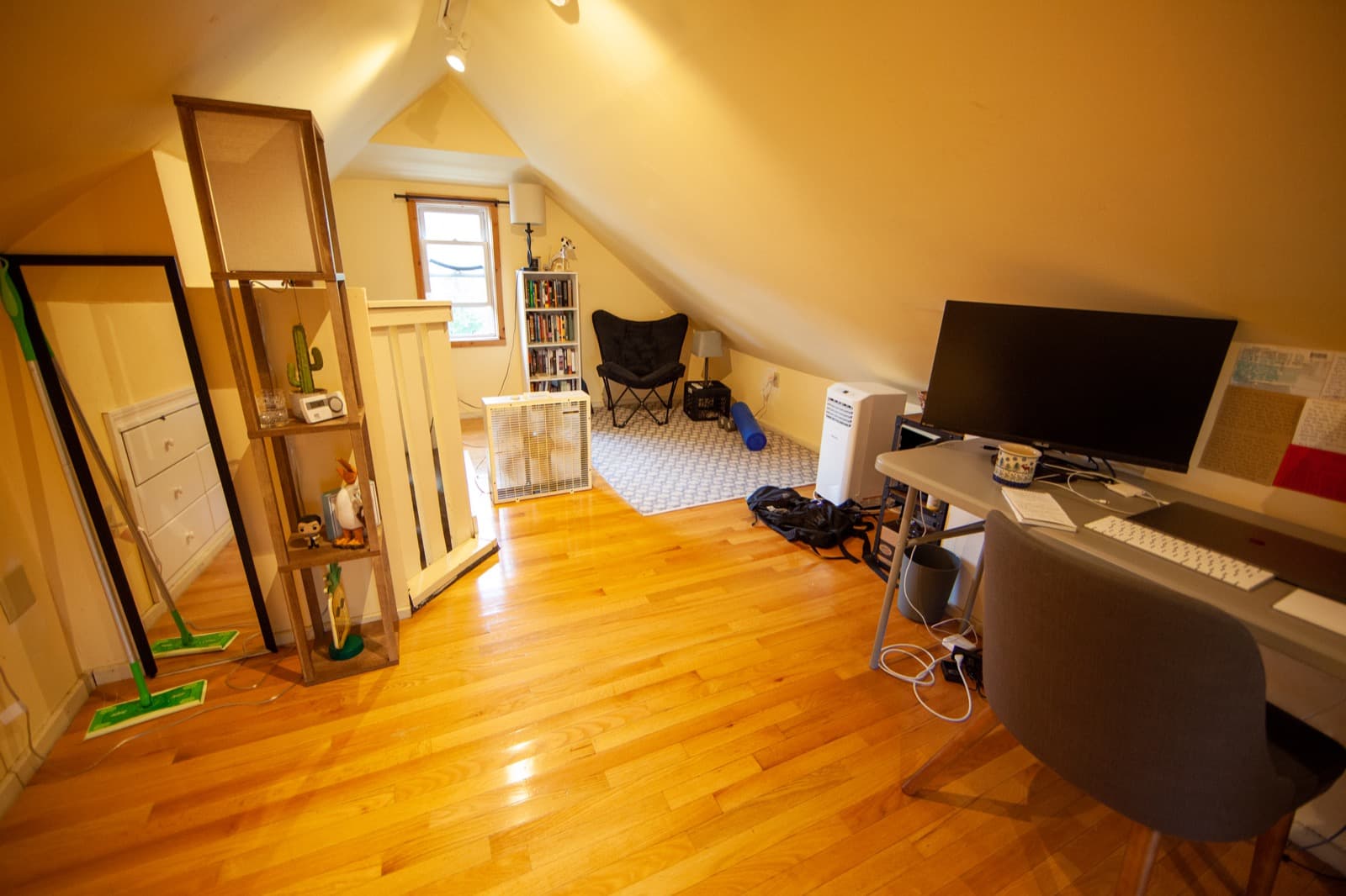 302 Colchester Ave - Image 25