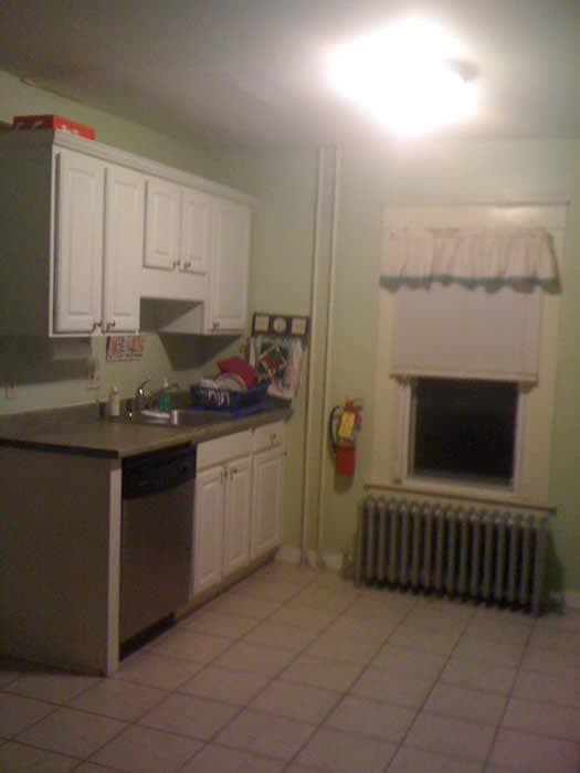 302 Colchester Ave - Image 33