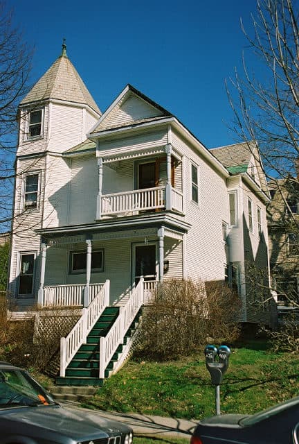 34 Buell Street
