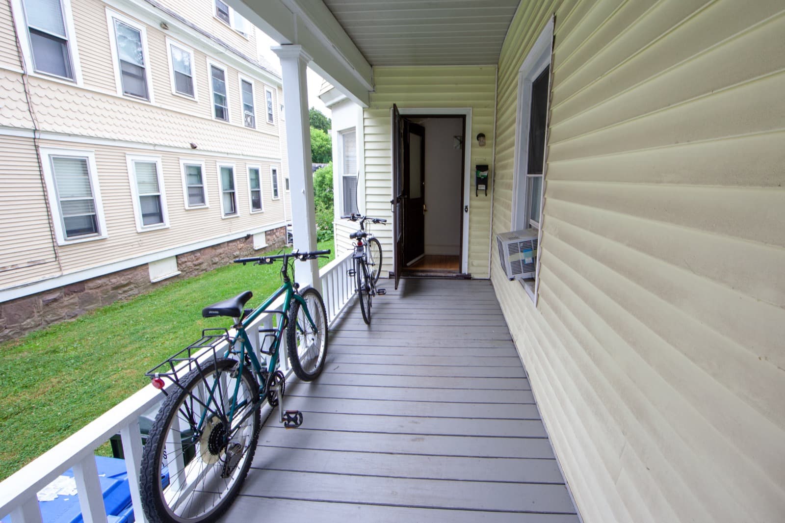 70 Buell St - Image 6